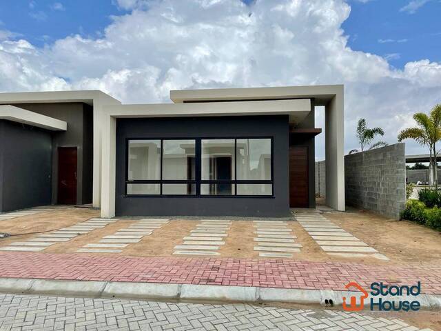 #72 - Casa para Venda em Feira de Santana - BA - 2