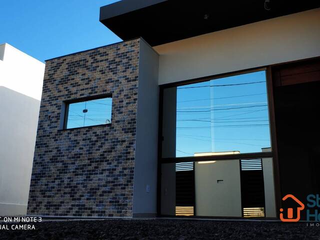 Casa para Venda em Feira de Santana - 2