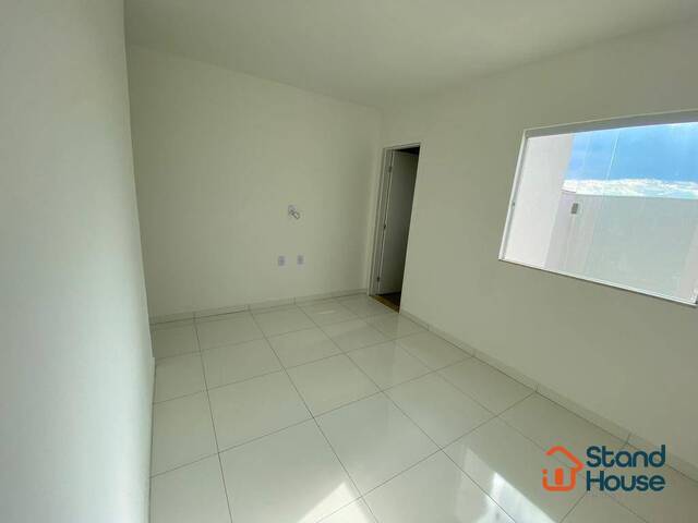 Casa para Venda em Feira de Santana - 2