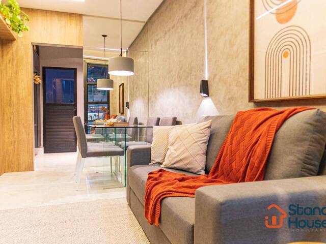 Casa para Venda em Feira de Santana - 2