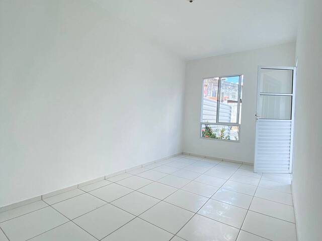 Casa para Venda em Feira de Santana - 3