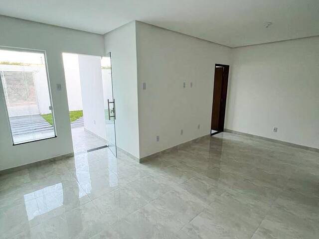 Casa para Venda em Feira de Santana - 4