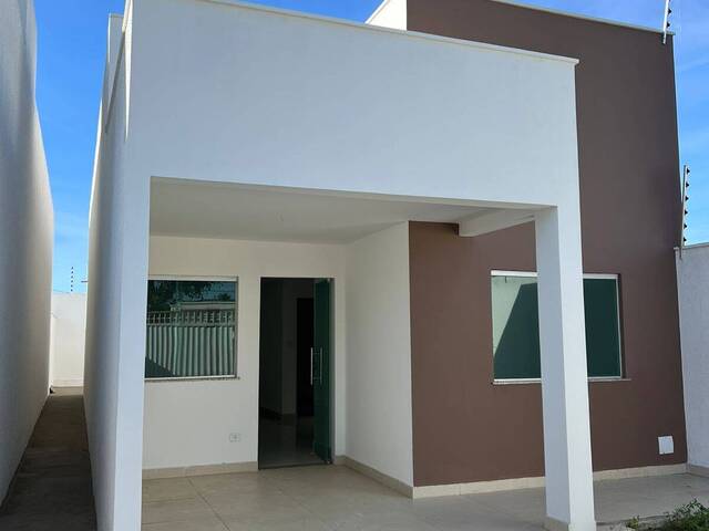 Casa para Venda em Feira de Santana - 1