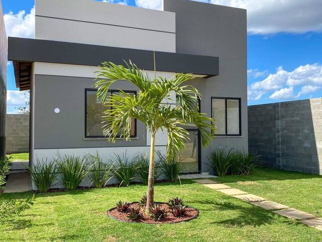 #384 - Casa para Venda em Feira de Santana - BA