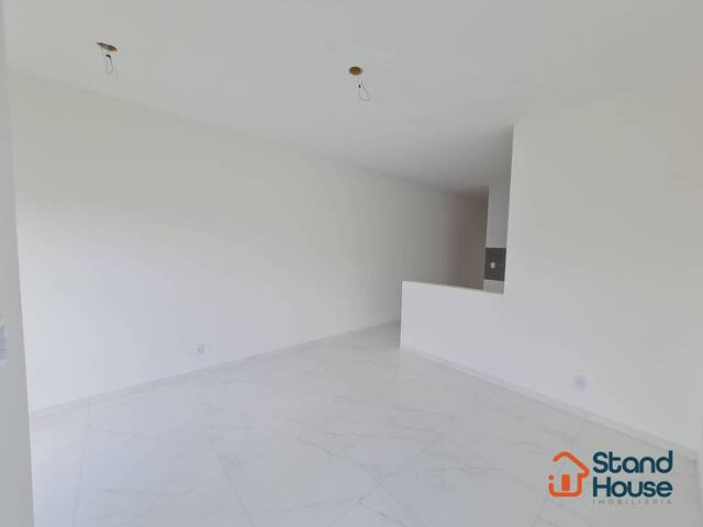 Casa para Venda em Feira de Santana - 2