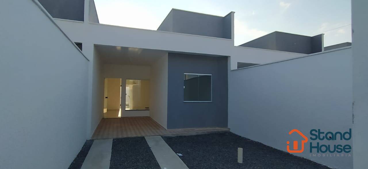 Casa 2/4 via publica - SIM