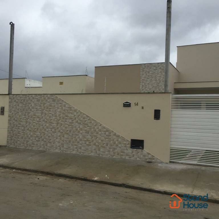 Casa solta com 2/4 na região da Conceição II