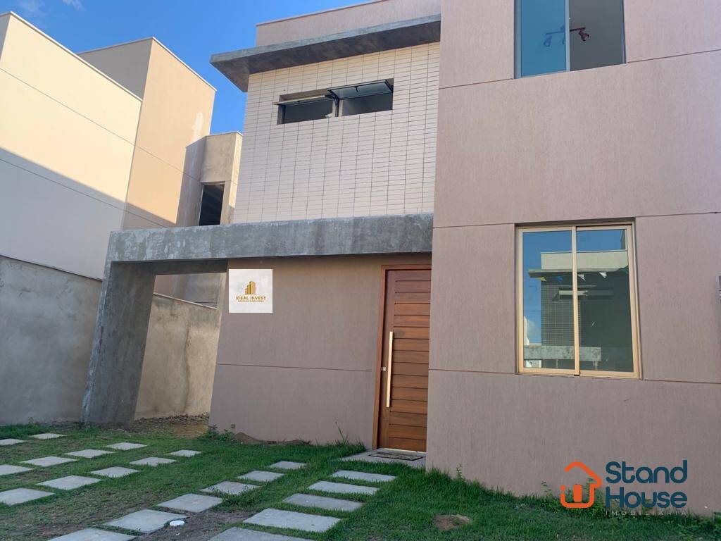 Duplex 3/4 sendo uma suíte no bairro Sim