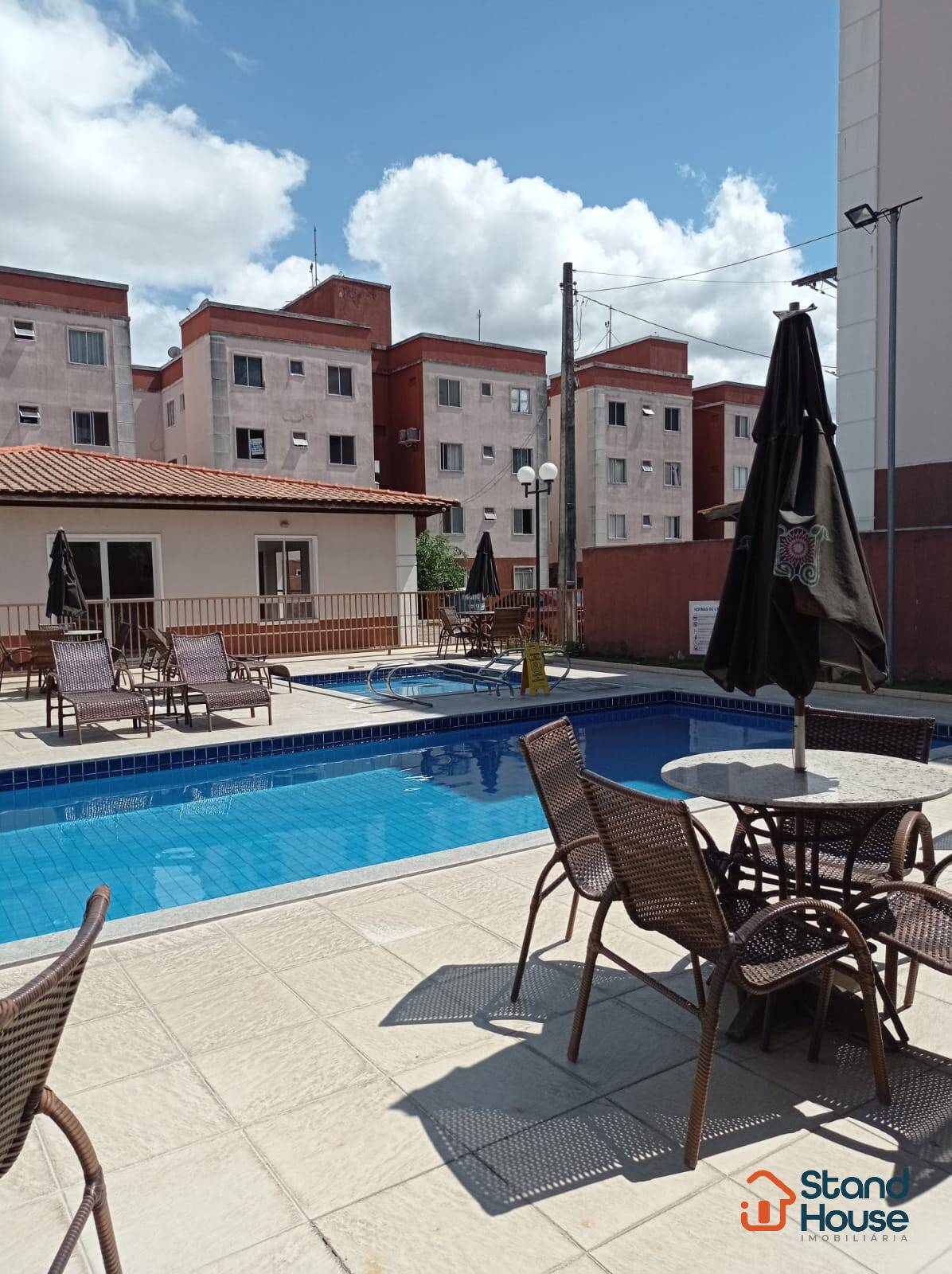 Apartamento 2/4 no térreo -  Área excedente