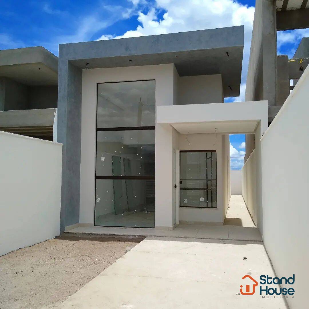 Oportunidade - Casa 3/4 sendo uma suite no Bairro Sim