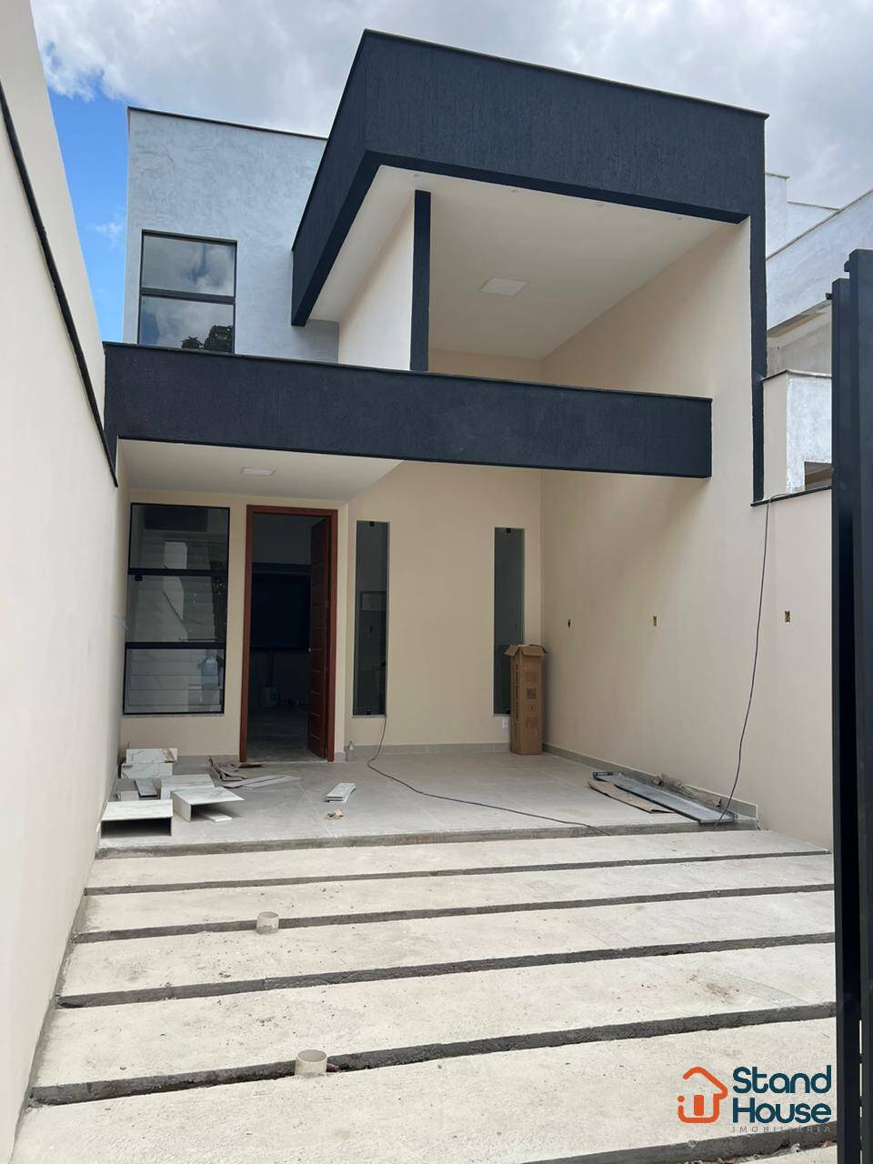 Imperdível Duplex 4/4 sendo 2 com suítes - Pertinho do Fraga Maia